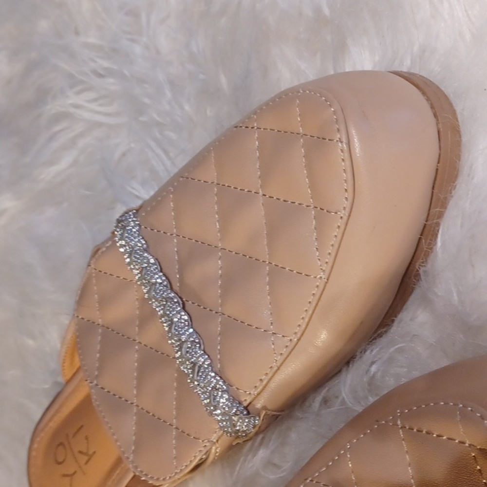 Yoki Slide In Sandals - Picture 3 of 14